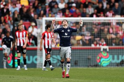 Brentford vs Manchester United LIVE: Premier League result, latest updates and reaction after dramatic finish
