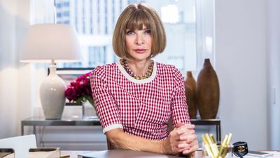 Anna Wintour's luxurious living room taps into Hamptons style with a coastal color palette, a gallery wall, and elevated ceramics – and you can recreate her look