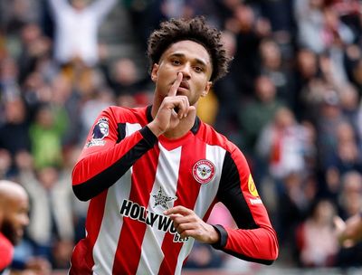 Brentford 4-3 Manchester United: Kevin Schade heads in brace as Bees survive major late scare