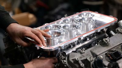 Watch This Junkyard Minivan Engine Come Back to Life and Make Big Power