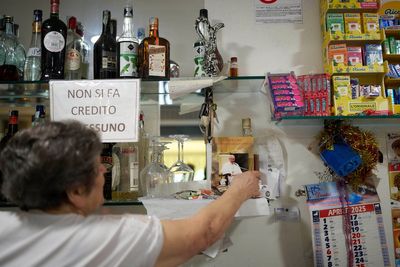 At Mass in housing projects and tourist hotspots, Romans pray next pope focuses on poverty and peace