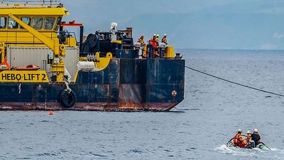 Marine salvage experts start recovery of sunken superyacht Bayesian in Sicily