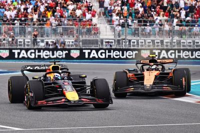 Norris: Verstappen "ruined his own race" and is "not racing smart"