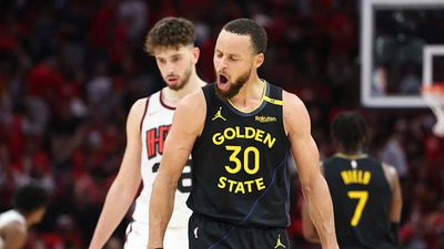 Steph Curry Broke Out ‘Night Night’ Celebration After Late Explosion to Eliminate Rockets