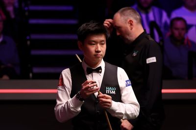 What time is World Snooker Championship final tonight? TV channel and live stream for Zhao Xintong vs Mark Williams