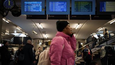 French rail unions call for nationwide strike from Monday