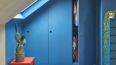 How to Fold Clothes for Travel — 5 Expert Tips for a Perfectly Packed Suitcase