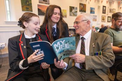 Schoolchildren and veterans co-author book of memories for VE Day