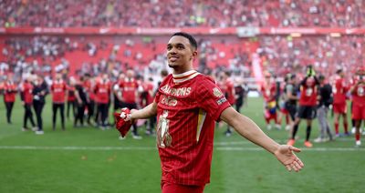 Liverpool: Jamie Carragher sends Trent Alexander-Arnold 'legacy' warning after free transfer decision