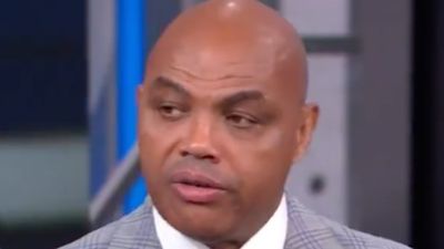 Charles Barkley Doubts 'Worn Down' Stephen Curry's Ability to Drop 50 Points