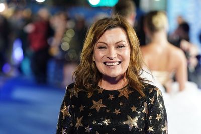 Lorraine Kelly recovering at home after ‘preventative’ ovary removal surgery