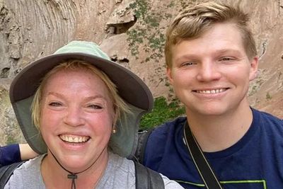 Sister Wives airs moment Meri Brown learned about Garrison’s death while filming