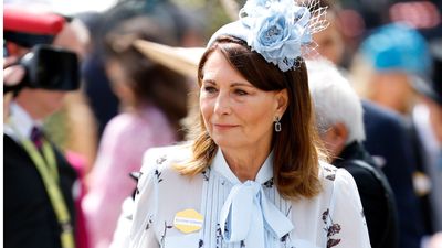 Now I know why I love this high street dress so much - it really reminds me of one of Carole Middleton's chicest looks