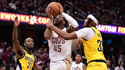 Cavs HC Kenny Atkinson Calls Out Pacers for Crossing 'Line of Physicality' in Game 1
