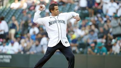 Rangers Name Former Three-Time All-Star New Hitting Coach