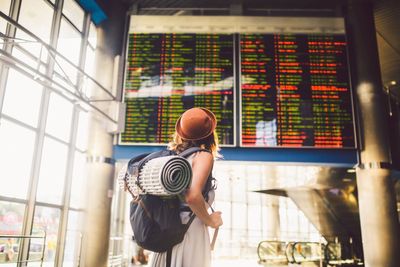 Solo female backpackers driving travel industry shift, hostel platform boss says