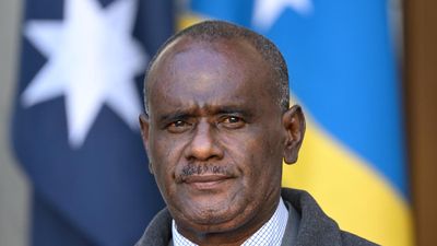 Solomons PM Manele hangs tough to remain in charge