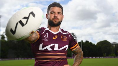 Reynolds insists extension won't break up Broncos gang