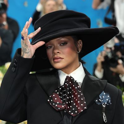 Rihanna's Favorite Met Gala Beauty Accessory? Her Baby Bump
