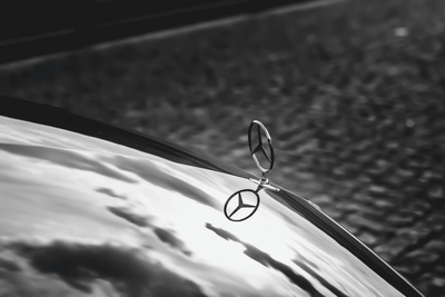 Trump's Trade War Claims a Win as Mercedes Confirms Car Production Shift to Alabama by 2027