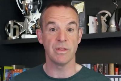 Martin Lewis issues urgent crypto scam warning costing victims dear: ‘It’s the Wild West’