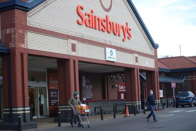 Sainsbury's self checkout set for change to ward against shoplifting