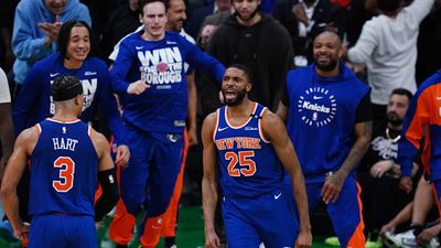 The Knicks Gave Yankees Fans Something to Cheer About During Third Straight Home Loss