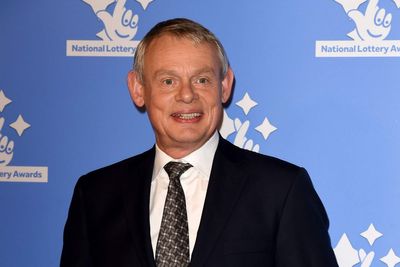 Martin Clunes says neighbours in planning row are not ‘Travellers’