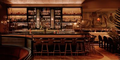 These Are the Bars in New York With the Best Interiors — Where the 'In-the-Know' Design Crowd Drinks
