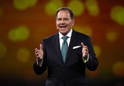 The hedge-fund legend who predicted Black Monday sounds a new market warning, saying stocks will 'go down to new lows'