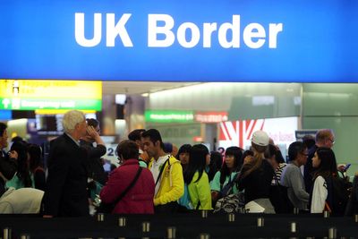India deal has no impact on immigration, says Trade Secretary