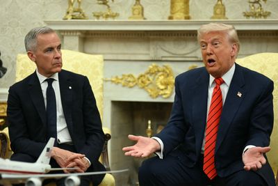 Trump Insists There Are 'Lots of Advantages' if Canada Becomes 51st State While Sitting Next to Canadian Prime Minister