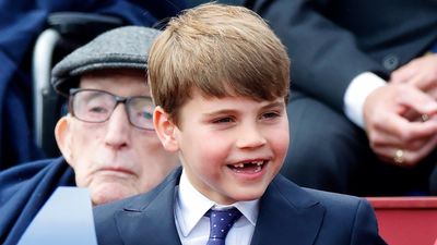 Prince Louis' VE Day appearance became even more adorable as soon as I spotted what he was holding