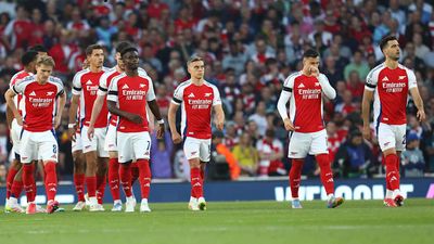 3 Things Arsenal Must Do Differently to Reach Champions League Final