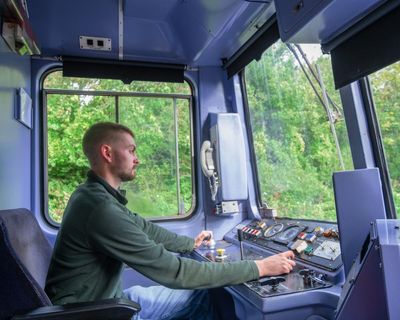 Minimum age for train drivers to be lowered to 18 in Great Britain