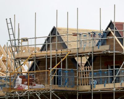 UK construction activity contracts for fourth straight month as costs rise
