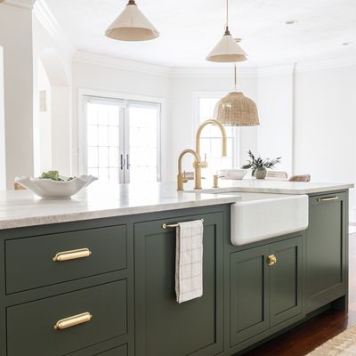 This Specific Benjamin Moore Green Feels Heritage, Yet Contemporary — It Might be the Brand's Most Timeless Paint Color