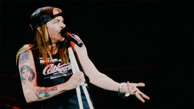 "On arrival Izzy had to be loaded into a baggage cart to be wheeled through Customs and Immigration": Behind the scenes on Guns N' Roses' first trip to Japan