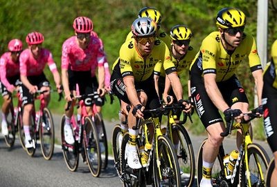 Wout van Aert aiming to wear pink jersey at Giro d'Italia as Visma-Lease a Bike split goals between Kooij and Yates