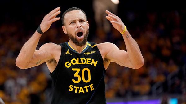 How the Warriors Can Survive Steph Curry’s Absence