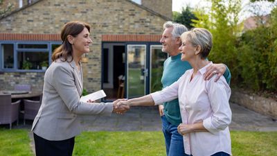 How a Retirement Housing Navigator Can Help You Make That Pivotal Move