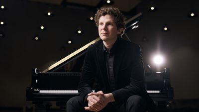 No early curtain on axed pianist's feud with symphony