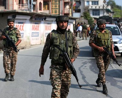 India claims to have thwarted Pakistan missile and drone strikes