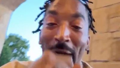 J.R. Smith Had Priceless Reaction While Watching Final Play of Knicks’ Game 2 Win