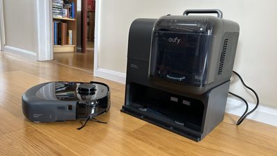 Eufy E28 robot vacuum cleaner review: detachable portable deep cleaner accessory is the big feature