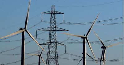 Scottish Power loaned £600m to build offshore cables carrying wind power to England