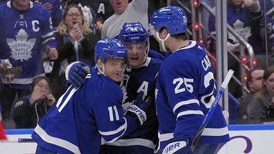 NHL Great Didn’t Seem All That Impressed by His Son’s Big Playoff Goal