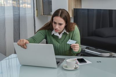 Identity theft jumps for the first time since 2021, with Florida leading the pack