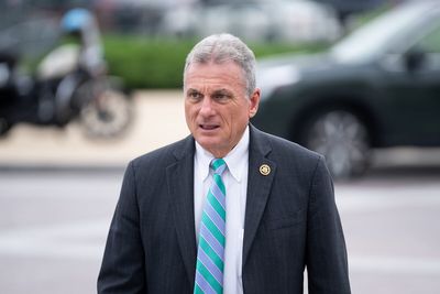 Georgia Rep. Buddy Carter enters Senate race against Jon Ossoff - Roll Call