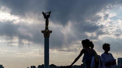 Zelenskyy addresses Ukrainians in Kyiv as Moscow airspace remains blocked
